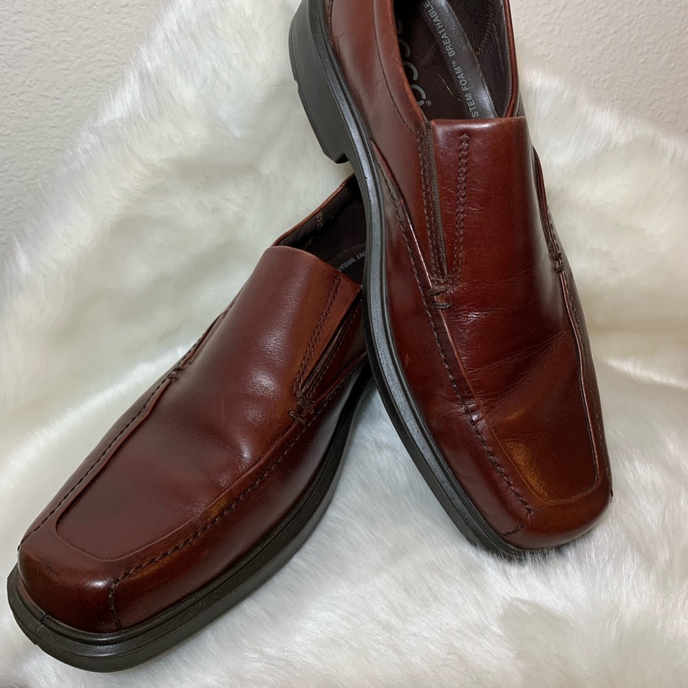 ECCO Mens Leather Slip On